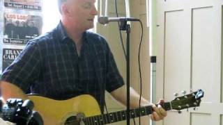 Billy Bragg -- I Keep Faith (Live)