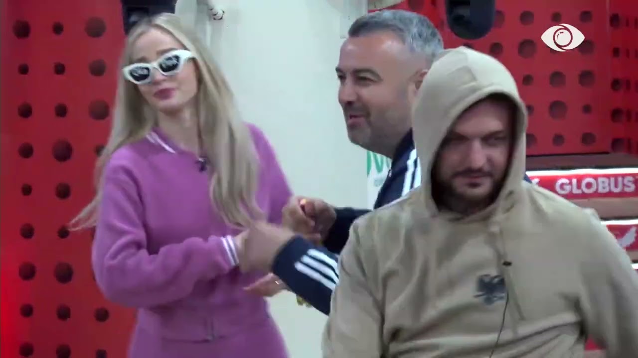 Rogerti këndon dhe kërcen me Selin dhe Shëndritin