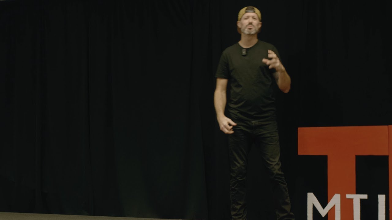 Ean Wood on stage