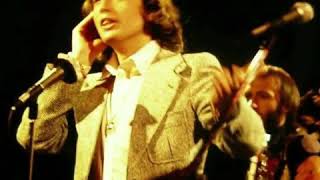 Robin  - Rings Around The  Moon