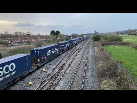 68002 68005 Mossend Euroterminal to Daventry Drs (Tesco) at Trowell Jn