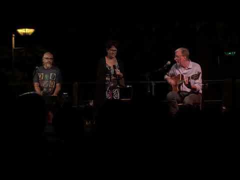 Bacciolo Borgatta Venegoni - Bridge over Troubled Water