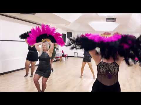 Feather Fan Burlesque - Feeling Good - Hull Honeys