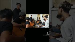 Download lagu Vokalis baru Tarikan baru sabat five minutes mp3 Download lagu Vokalis baru Tarikan baru sabat five minutes mp3