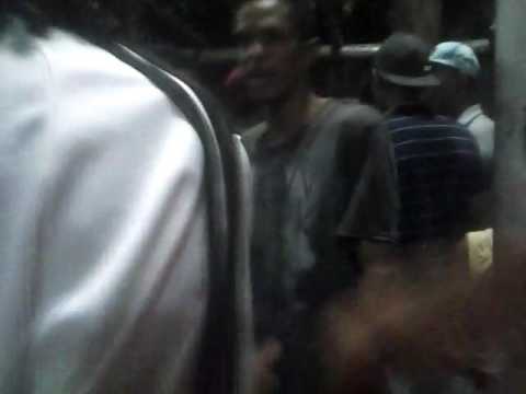 Batalha de MCs em plataforma Martinx vs pederasta