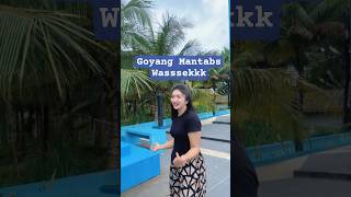 Download lagu Joget Dangdut |TikTok: Elsasilviaaprillia | Menunggu (Salma Gasentra/Cipt. Rhoma Irama) #dance #fyp mp3 Download lagu Joget Dangdut |TikTok: Elsasilviaaprillia | Menunggu (Salma Gasentra/Cipt. Rhoma Irama) #dance #fyp mp3