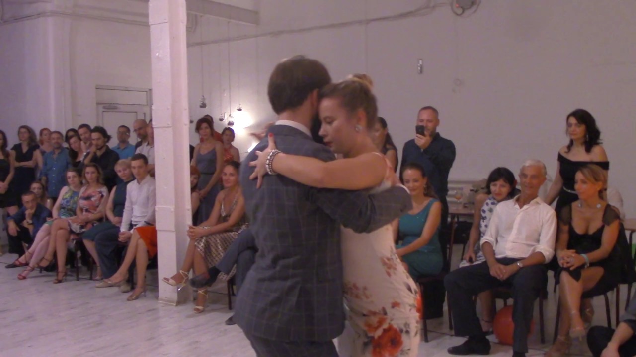 Video thumbnail for Maja Petrović  & Marko Miljević  - "La vida es una milonga" - Laurenz/Podestá - 4 (milonga)