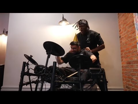 VIKKSTAR Goes Vickomode On Drums 😳