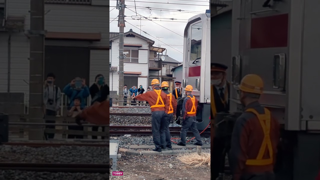 秩父鉄道 デキ102 東武鉄道 9000系 連結