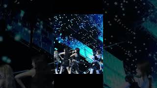 (G)i-dle sing The Baddest by K/DA #gidle #miyeon #yuqi #minnie #shuhua #soyeon #thebaddest