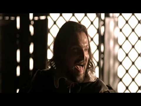 See how D'Artagnan gave a lesson to the gangster