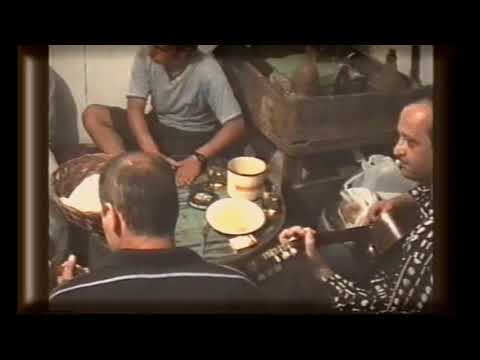 Zapivajmo Dalmatinci 2004 u konobi