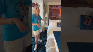 Tour of stateroom 9582 on Disney Treasure