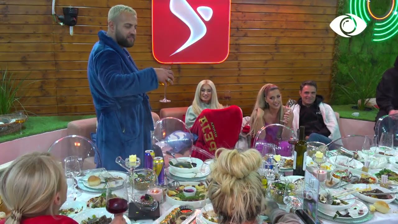 Luizi imiton Valbonën, batuta dhe ironi