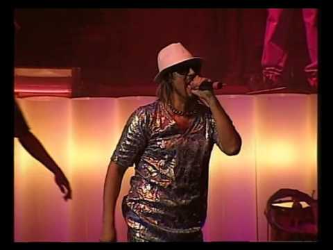 Los Autnticos Decadentes video La marca de la gorra - Teatro Coliseo 2006