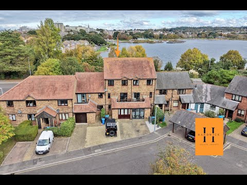 Waldren Close, Baiter Park