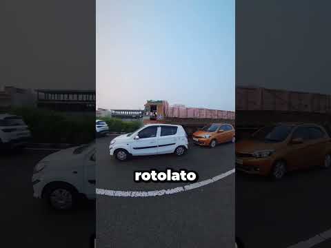 Casco rotola sulla strada😳