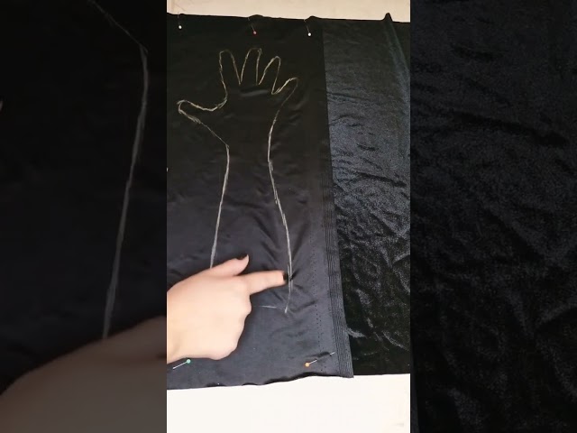 Vídeo relacionado con OIXYEY 1 Pare Disfraces Y Accesorios De Fiesta Con Temática De Carnaval, Guantes Punk Sin Dedos De Cuero,Guantes Steampunk, Unisexo Para Halloween, Cosplay (Negro)