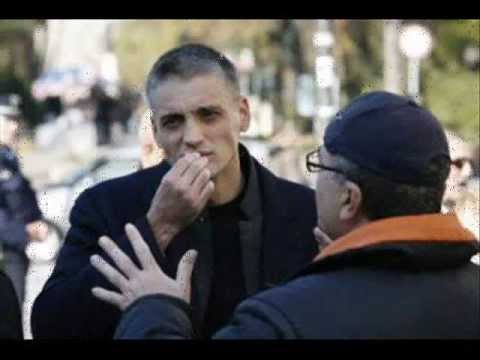 Beogradski sindikat - Covek (lyrics)