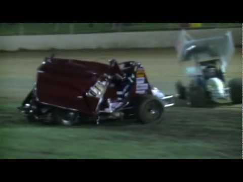 Ash Scott Sprintcar Crash - Premier Speedway
