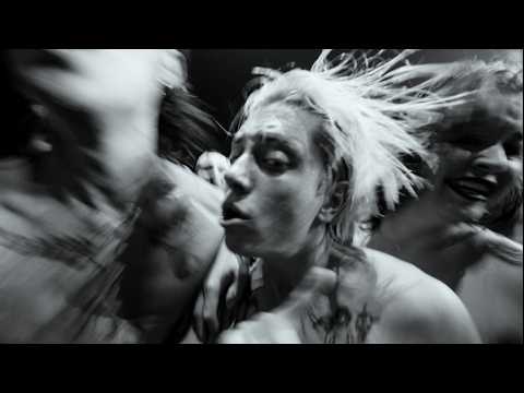 Fred again.., CA7RIEL & Paco Amoroso – Beto’s Horns (Paris, 27th October 2025)