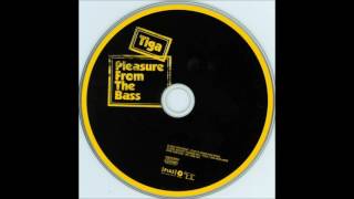 Tiga – Pleasure From The Bass (12 Inch Version)