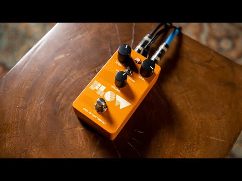 Universal Audio Flow Vintage Tremolo 2023 - Present - Orange image 5