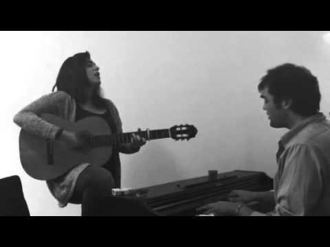Swanie - The Hums (acoustic version)