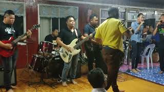 Download lagu Sepating Bungai Jarau (Live Band By W&E Band) mp3 Download lagu Sepating Bungai Jarau (Live Band By W&E Band) mp3