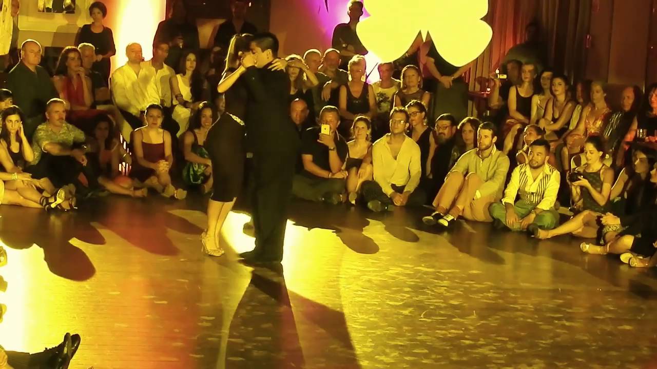 Video thumbnail for Carlitos Espinoza & Noelia Hurtado - 4/5 - Milonga de mis amores - Bailongo 2016