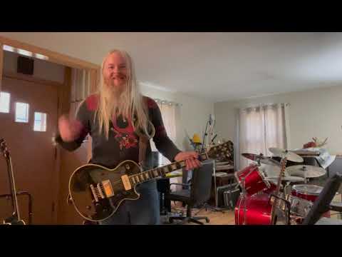 Possum Plays Guitars Episode 3: Agile 3100 Les Paul