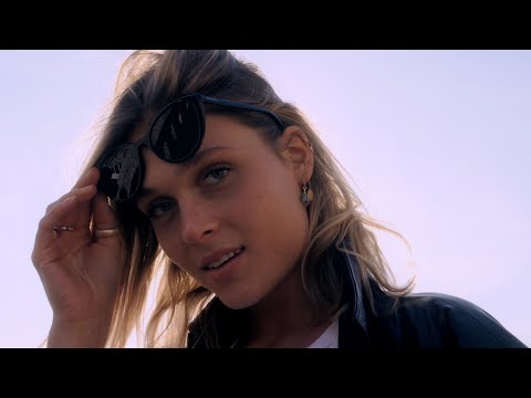 anaïs - Uh Baby (Official Music Video)