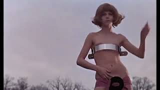 SAFIA - Freakin&#39; Out (Video edit)