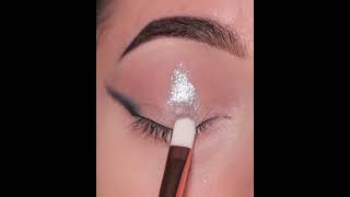 silver glitter eye makeup#glitter eye makeup#soft eye makeup#silver eye makeup#quick eye makeup