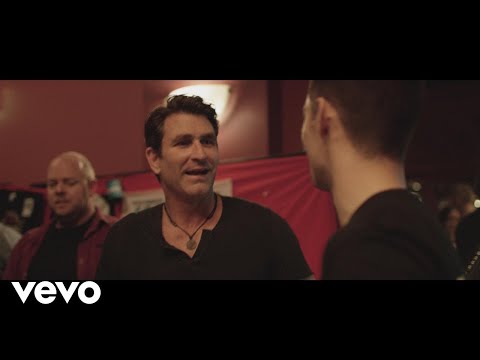 Connected video
