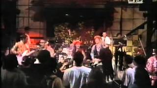 The Brand New Heavies with Large Professor &amp; The Pharcyde pt 2 of 3