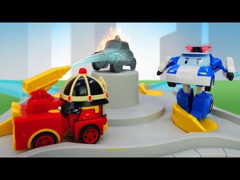 Video mit tollen Spielzeugautos auf Deutsch. Robocar Poli und das Rettungsteam. Ordnung in der Stadt
