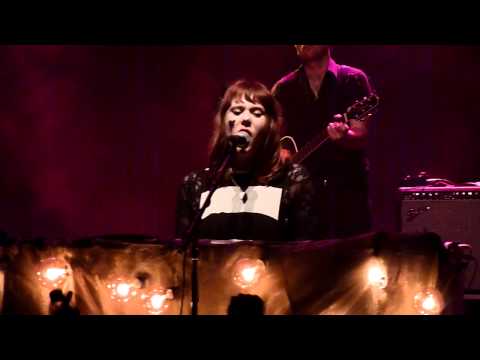 (HD) Kate Nash - Foundations (Ao Vivo São Paulo - 25/02/11)