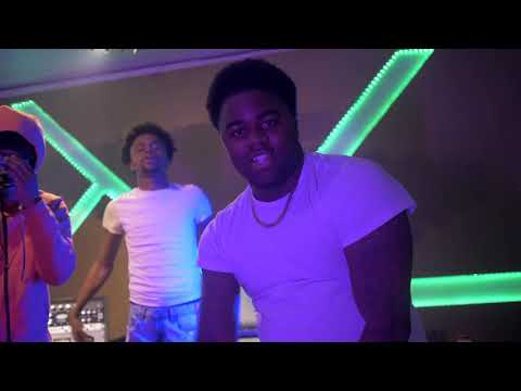 Shockawitdafetti - Woah remix (sign me Gucci Mane)