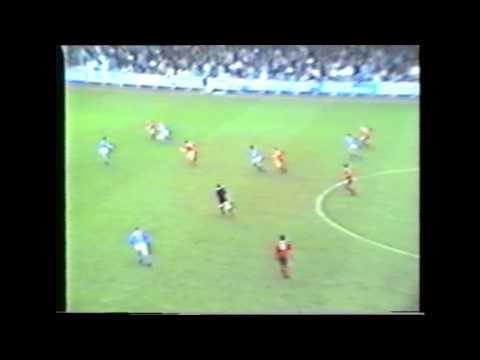 LATICS CLASSICS: Wigan Athletic 3 Gillingham 0 - January 2nd 1989