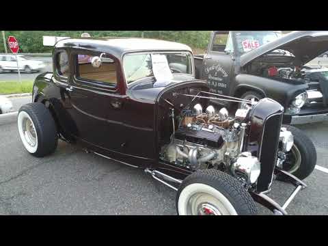 1932 ROOTBEER FORD 5 WINDOW COUPE QQ
