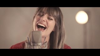 Silvina Moreno - I Don't Hurt Anymore (Acoustic Cover)
