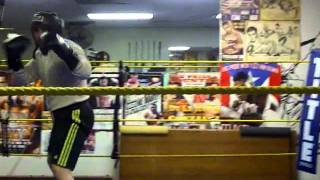 preview picture of video 'Erik Torres vs Errol Sidney'