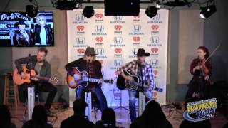 Big and Rich Sing Love Train