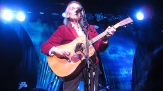 Shadows - Gordon Lightfoot - Niagara Falls NY Nov 7 2015 CHAR video