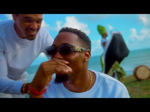 TIZEN ft Guims - Doudou a Elle (CLIP OFFICIEL)