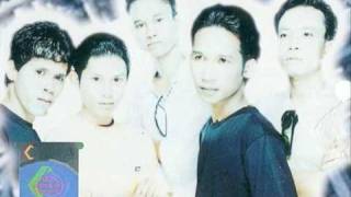 Download lagu Bila Bunga Dilaman Orang - Leon mp3