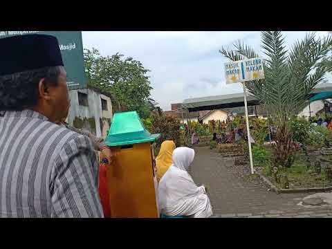 WISATA RELIGI KE MAKOM ROMO AGUNG KYAI SIROJ PAYAMAN