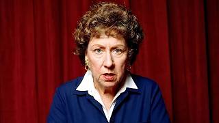 Why Jean Stapleton Refused To Attend Carroll O'Connor's Funeral