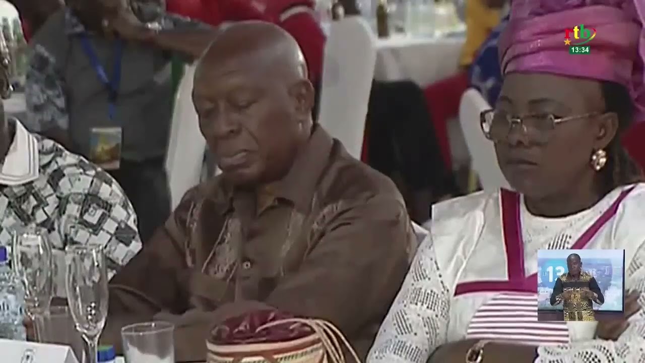 Nuit de la 36e Tour du Faso : des cyclistes de cette édition  récompensés